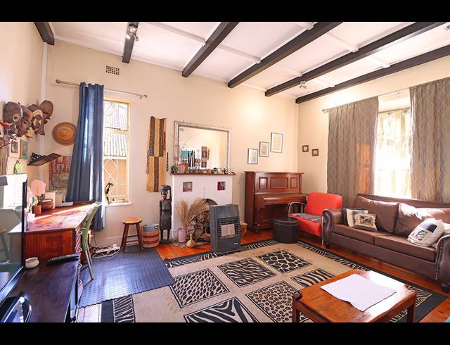 4 BEDROOM HOUSE FOR SALE IN KENSINGTON